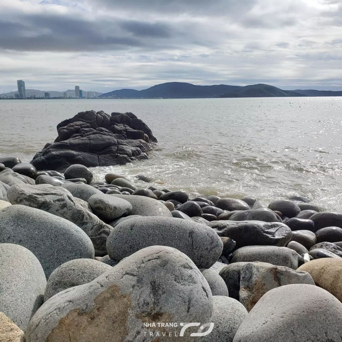 dao-binh-hung-cam-ranh