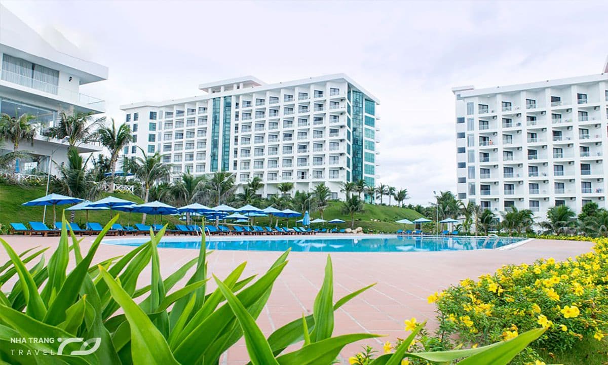 golden-peak-resort-and-spa-cam-ranh