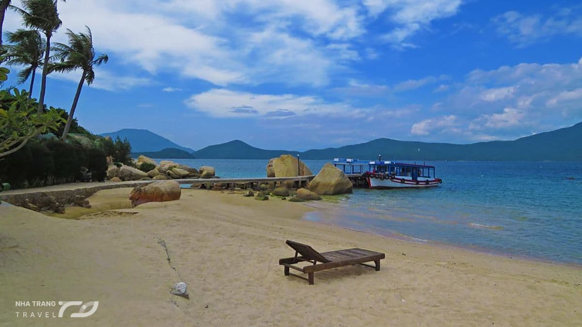 hon-ong-nha-trang