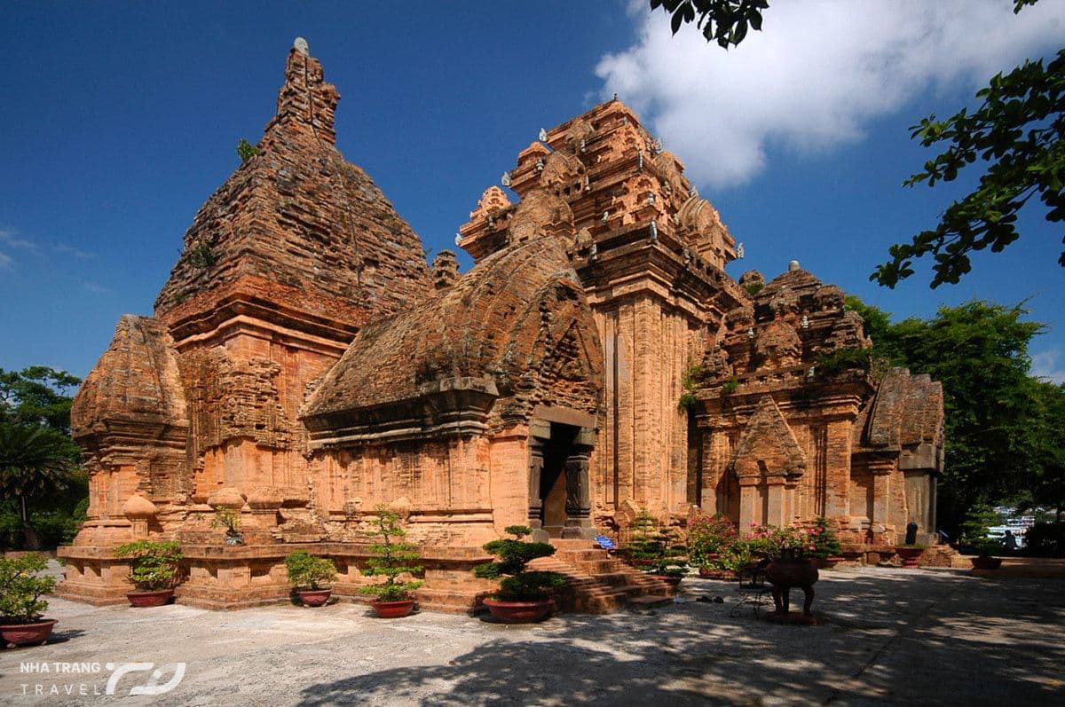 kinh-nghiem-di-city-tour-nha-trang