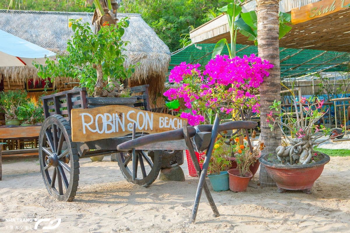 kinh-nghiem-di-tour-dao-robinson-nha-trang