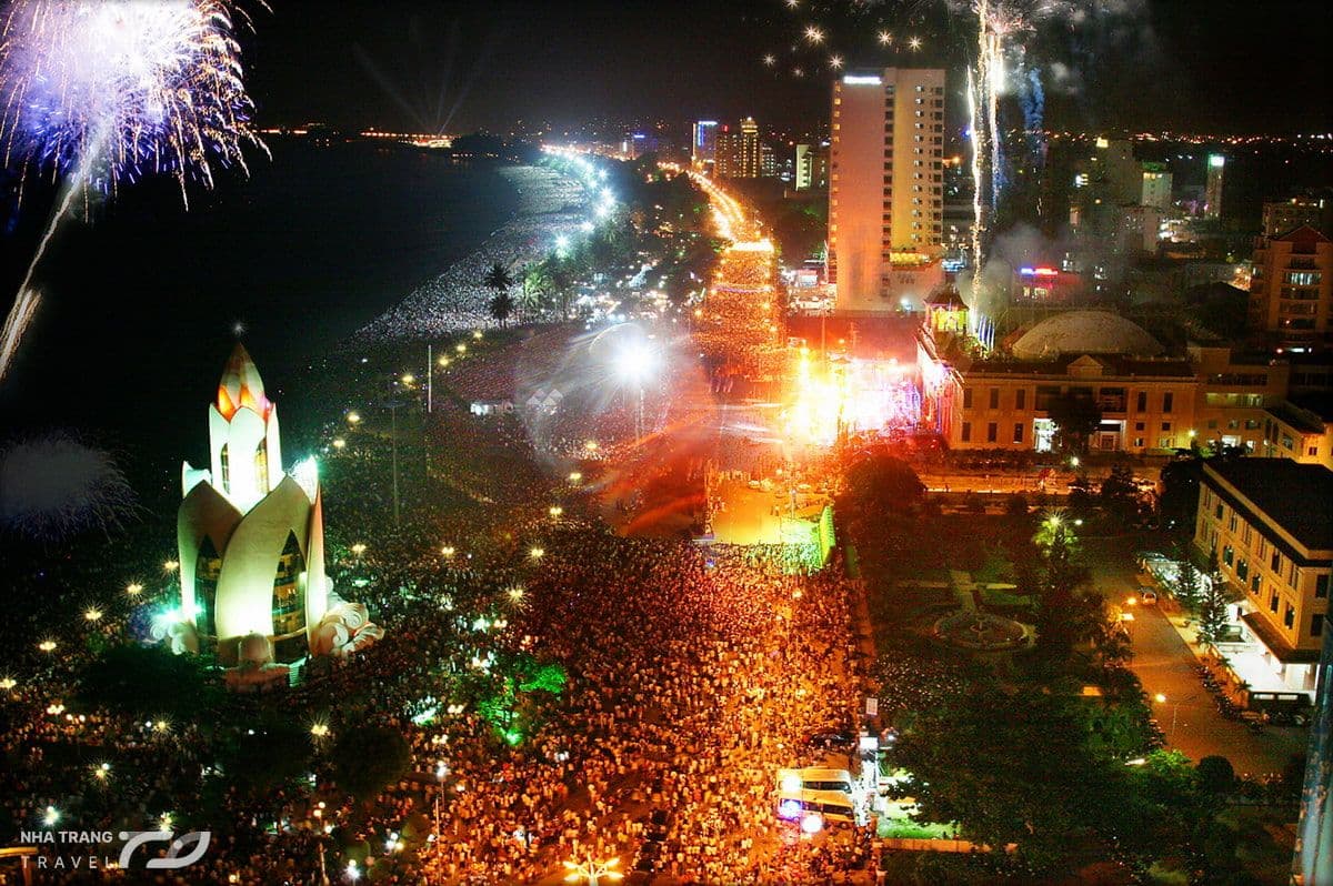 le-hoi-festival-bien-nha-trang