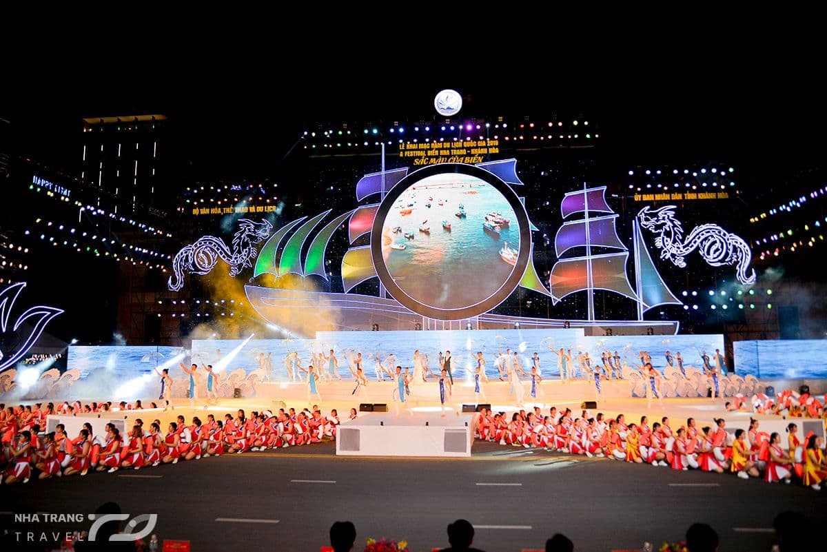 le-hoi-festival-bien-nha-trang