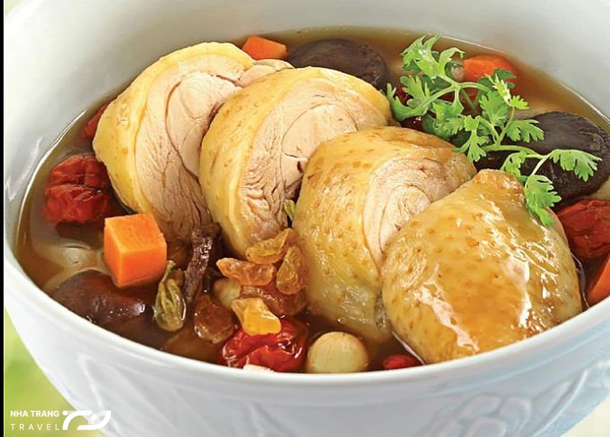 nha-hang-mai-xanh-nha-trang