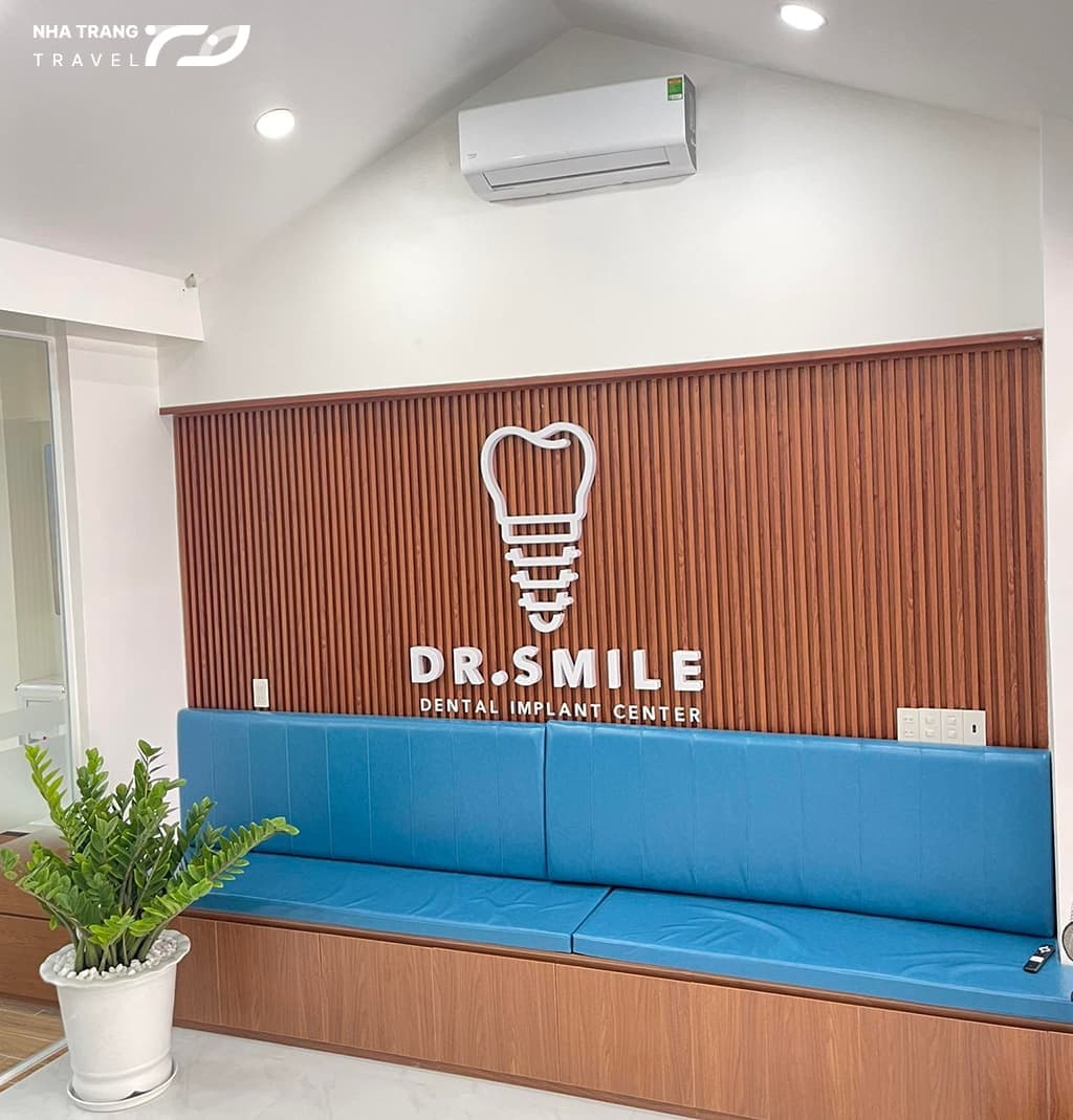 nha-khoa-dr-smile-nha-trang