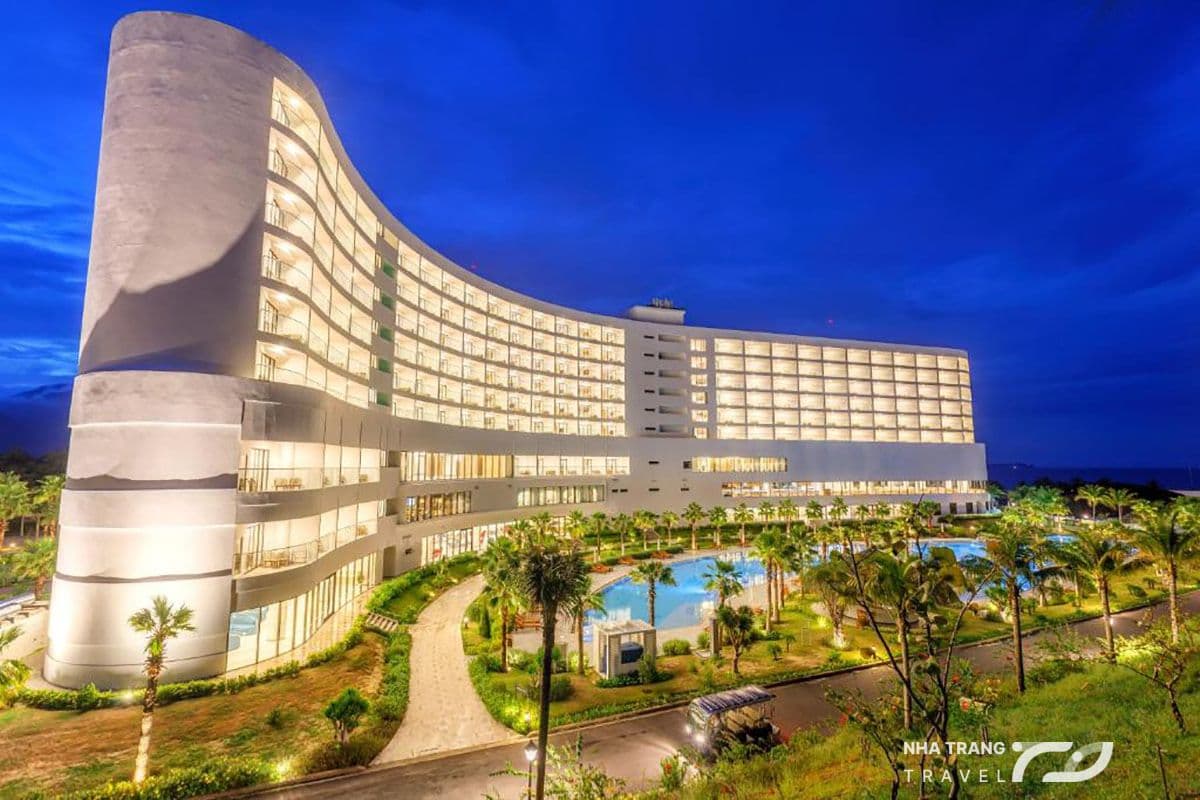 selectum-noa-resort-cam-ranh