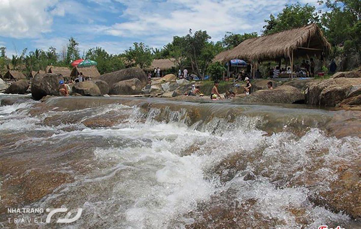 suoi-thach-lam-nha-trang