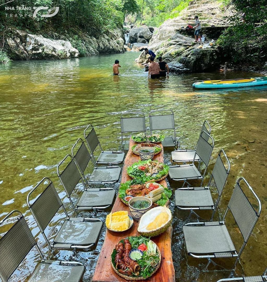thac-ta-gu-nha-trang