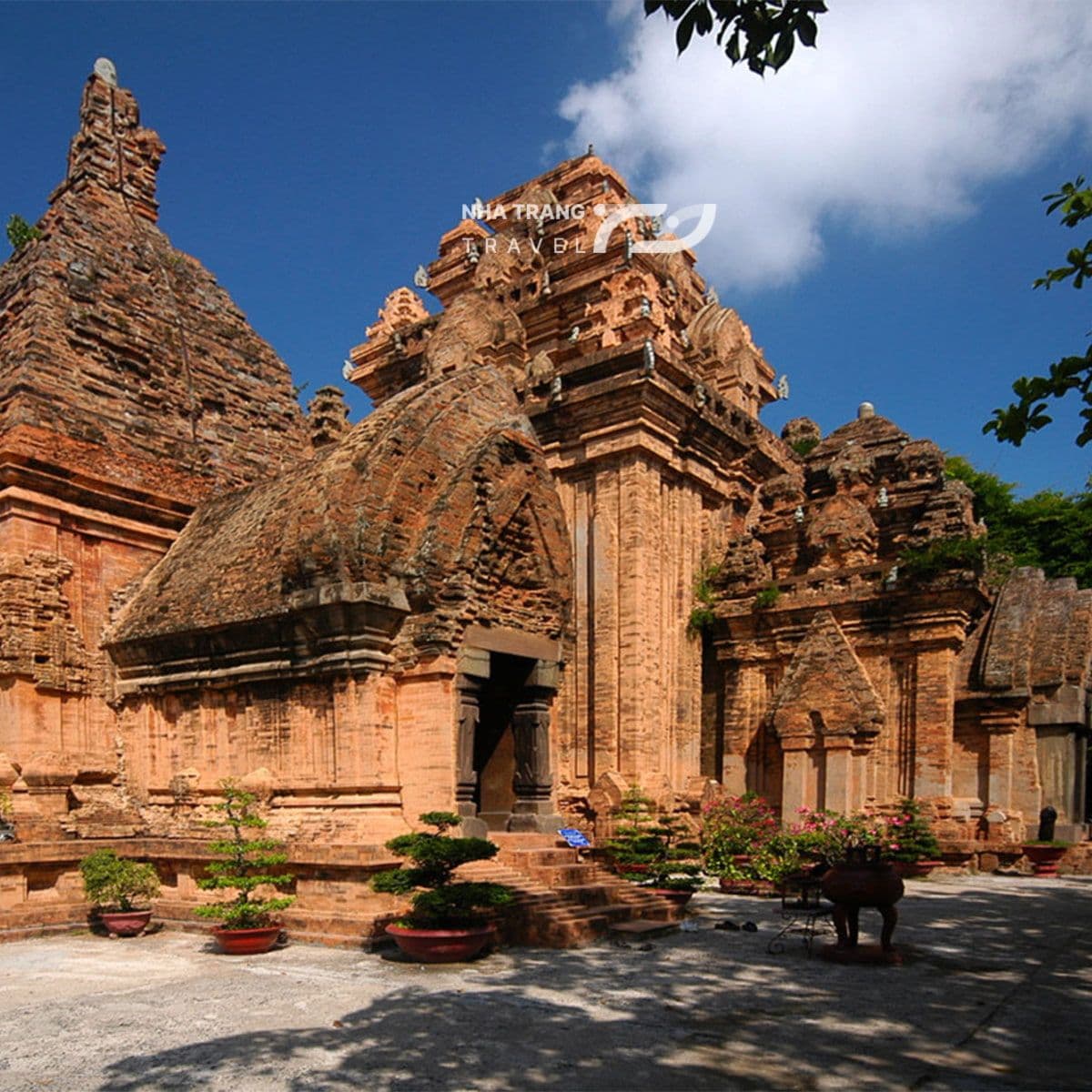 Tháp Bà Ponagar Nha Trang 