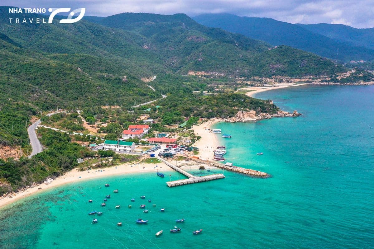 thue-tau-cano-di-binh-hung-nha-trang