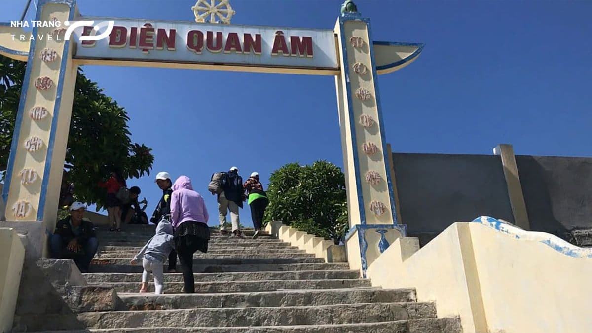thue-tau-cano-di-binh-hung-nha-trang