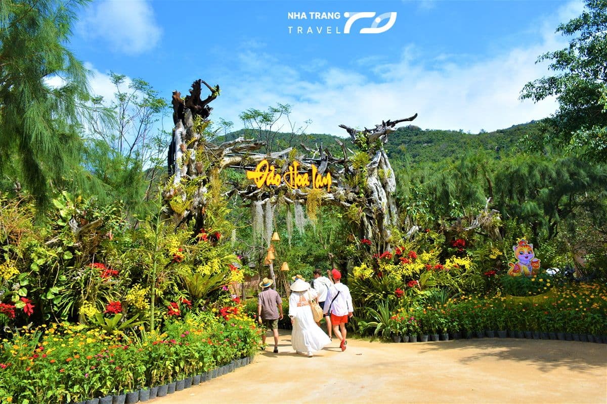 tour-dao-hoa-lan-dao-khi-nha-trang