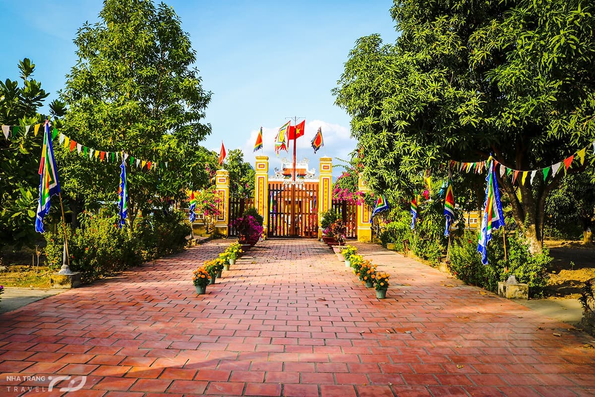 van-mieu-dien-khanh-khanh-hoa