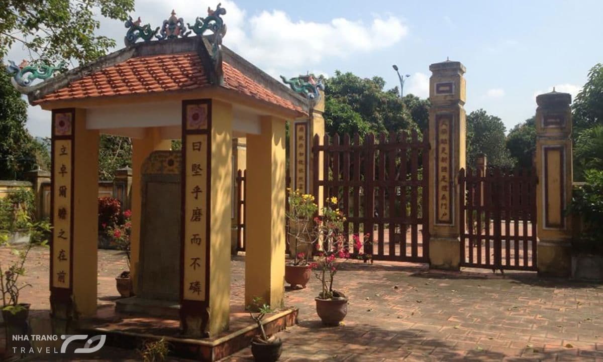 van-mieu-dien-khanh-khanh-hoa
