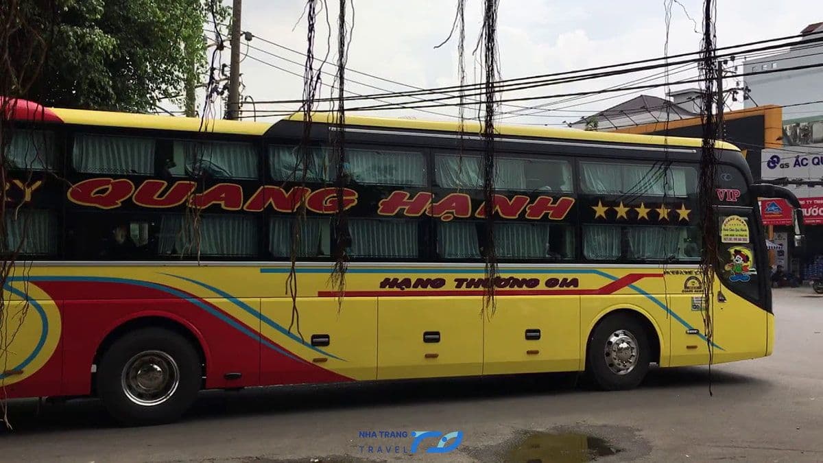 xe-limousine-nha-trang-sai-gon