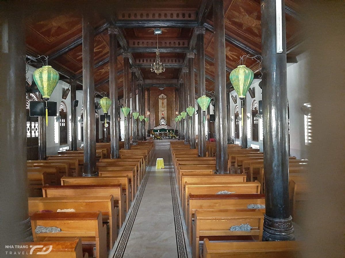 nha-tho-ha-dua-khanh-hoa